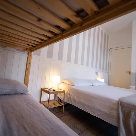 Cinque Pini Alojamento de Acomodação e Pequeno-almoço 3*