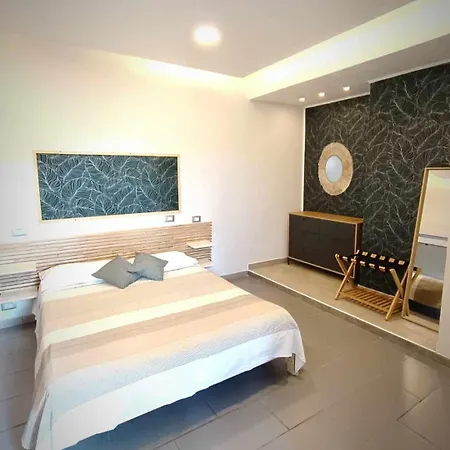 Alojamento de Acomodação e Pequeno-almoço Cinque Pini Casamicciola Terme