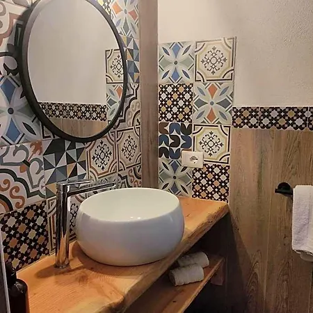 Bed and Breakfast Cinque Pini