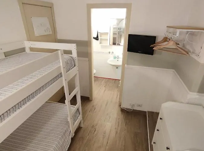 Cinque Pini Казамиччола-Терме